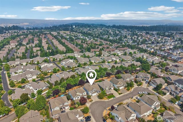 1221 68th Loop SE, Auburn, WA 98902