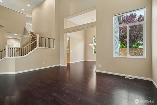 1221 68th Loop SE, Auburn, WA 98902