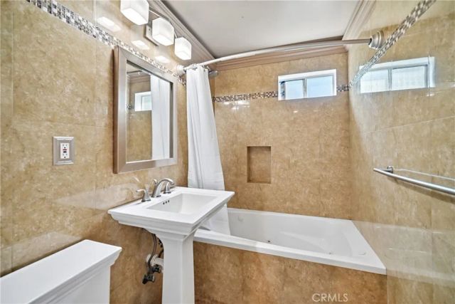 9518 Ruffner Avenue, Northridge, CA 91343