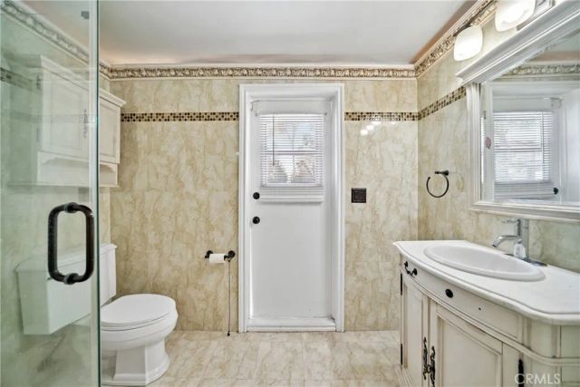 9518 Ruffner Avenue, Northridge, CA 91343
