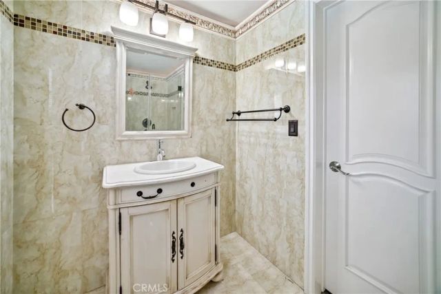 9518 Ruffner Avenue, Northridge, CA 91343