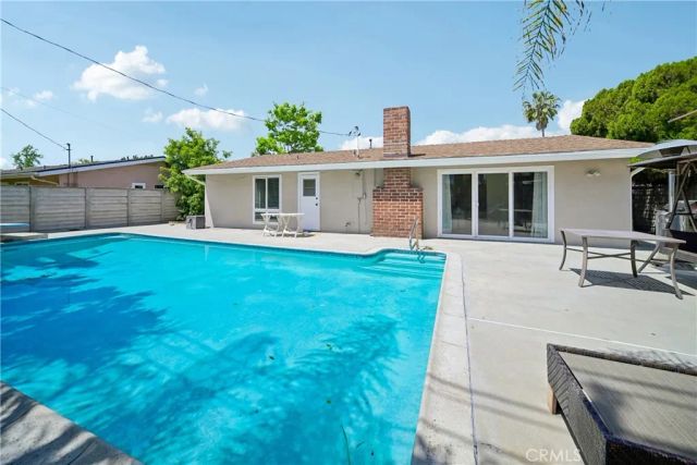 9518 Ruffner Avenue, Northridge, CA 91343