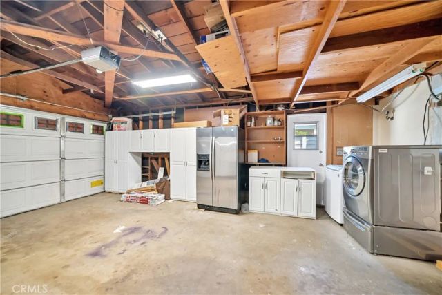 9518 Ruffner Avenue, Northridge, CA 91343