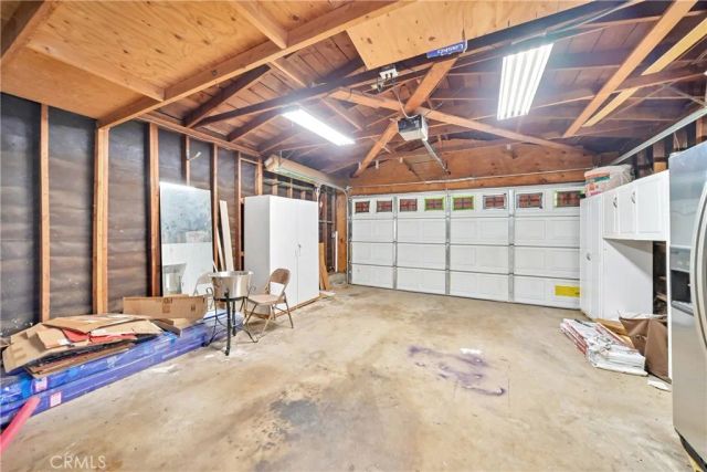 9518 Ruffner Avenue, Northridge, CA 91343