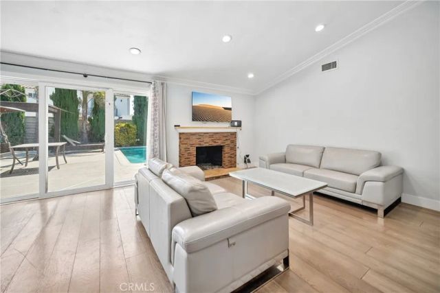 9518 Ruffner Avenue, Northridge, CA 91343