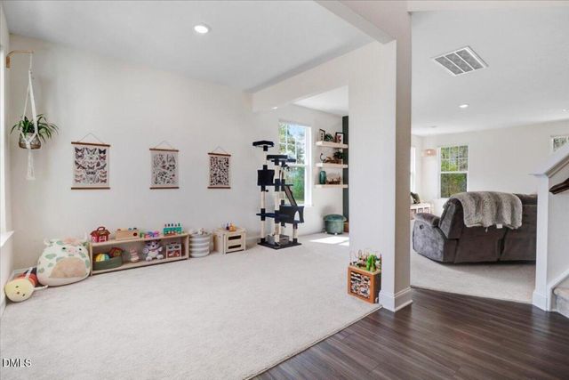 825 Golden Plum Lane, Zebulon, NC 27597