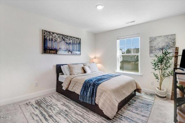 825 Golden Plum Lane, Zebulon, NC 27597