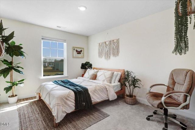 825 Golden Plum Lane, Zebulon, NC 27597