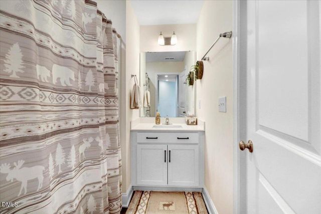 825 Golden Plum Lane, Zebulon, NC 27597