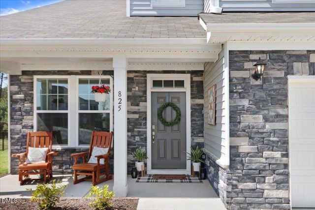 825 Golden Plum Lane, Zebulon, NC 27597