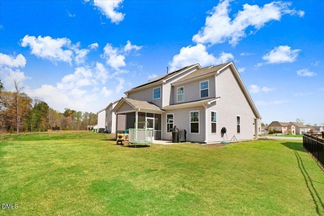 825 Golden Plum Lane, Zebulon, NC 27597