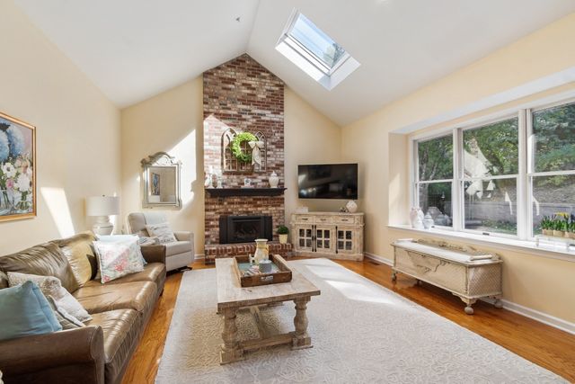 45 Rosemont Drive, North Andover, MA 01845