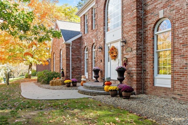 45 Rosemont Drive, North Andover, MA 01845