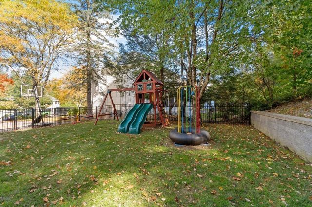45 Rosemont Drive, North Andover, MA 01845