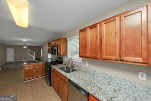 358 Ermines Way, Mcdonough, GA 30253