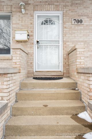 700 W 50th Street, Chicago, IL 60609