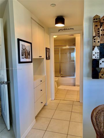 2105 Lavers Cir 501, Delray Beach, FL 33444