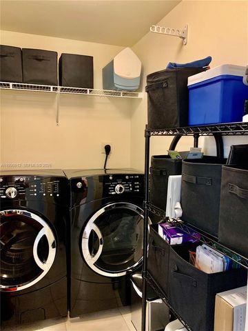 2105 Lavers Cir 501, Delray Beach, FL 33444