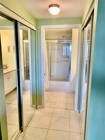 2105 Lavers Cir 501, Delray Beach, FL 33444