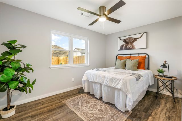 1321 Rolling Oaks Drive, Rogers, AR 72756