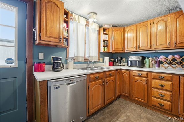 151 Mckinstry Street, Albion, NY 14411