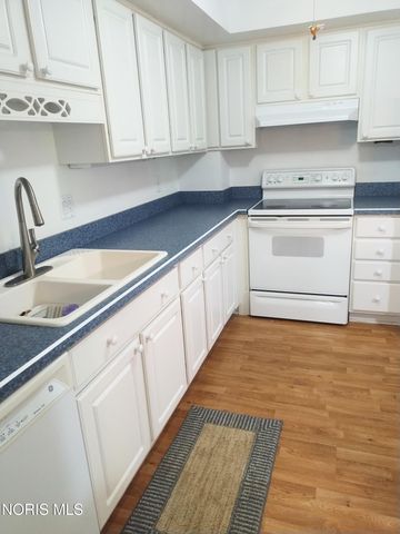 5679 Monroe Street, 310, Sylvania, OH 43560
