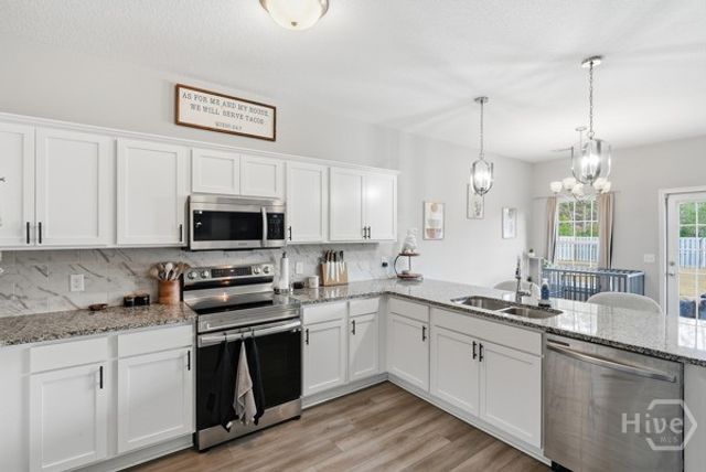 147 Battalion Lane, Hinesville, GA 31313