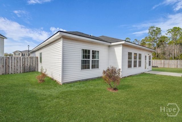 147 Battalion Lane, Hinesville, GA 31313