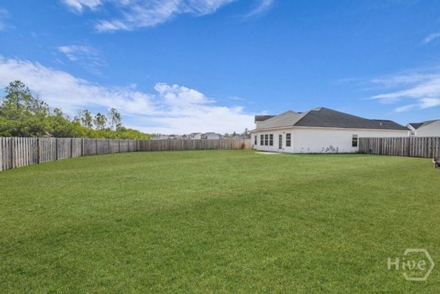 147 Battalion Lane, Hinesville, GA 31313