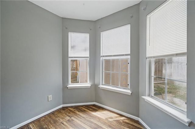 609 McLaw DR, Newport News, VA 23608