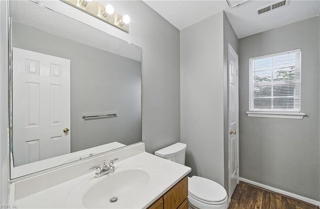 609 McLaw DR, Newport News, VA 23608