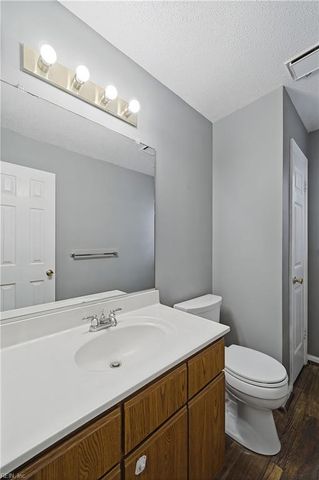 609 McLaw DR, Newport News, VA 23608