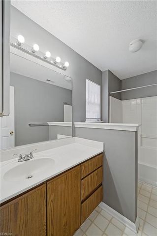 609 McLaw DR, Newport News, VA 23608