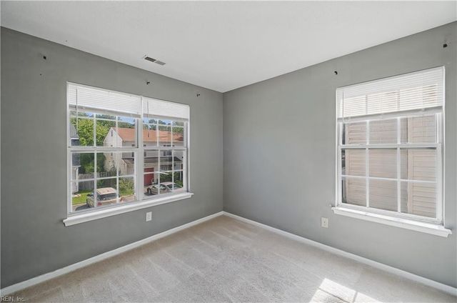 609 McLaw DR, Newport News, VA 23608