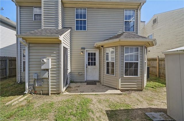 609 McLaw DR, Newport News, VA 23608