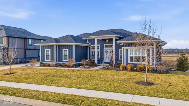10590 Geist View Drive, Fishers, IN 46055