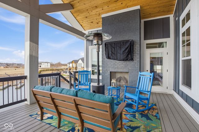 10590 Geist View Drive, Fishers, IN 46055