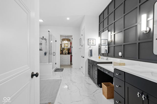 10590 Geist View Drive, Fishers, IN 46055