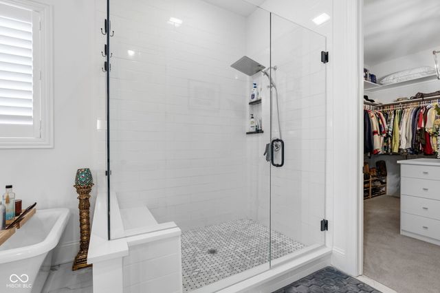 10590 Geist View Drive, Fishers, IN 46055