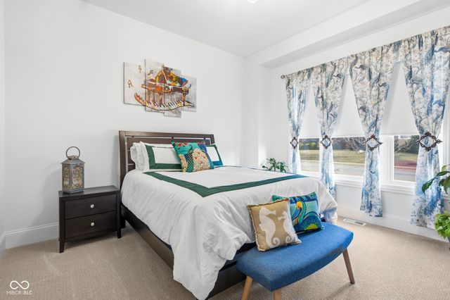 10590 Geist View Drive, Fishers, IN 46055