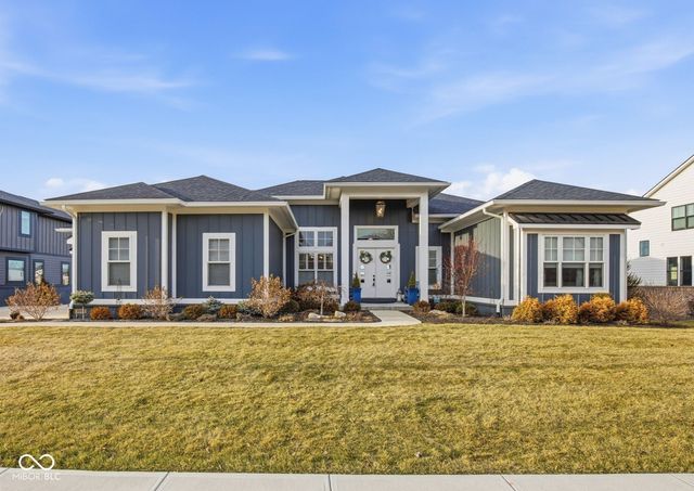10590 Geist View Drive, Fishers, IN 46055
