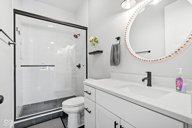 10590 Geist View Drive, Fishers, IN 46055