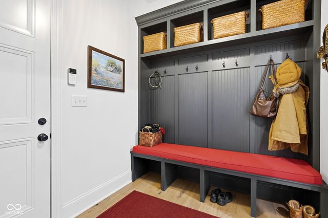 10590 Geist View Drive, Fishers, IN 46055