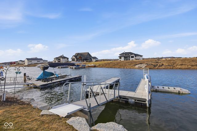 10590 Geist View Drive, Fishers, IN 46055