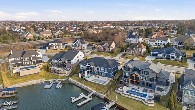 10590 Geist View Drive, Fishers, IN 46055