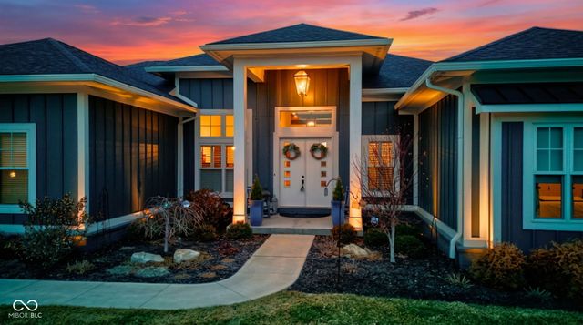 10590 Geist View Drive, Fishers, IN 46055