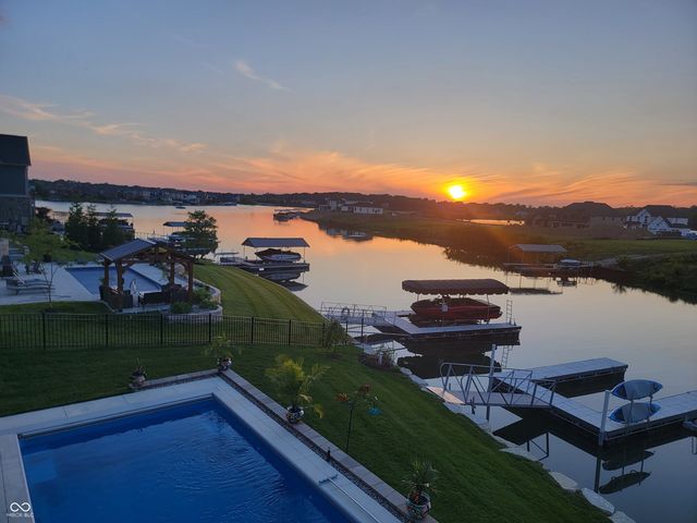 10590 Geist View Drive, Fishers, IN 46055