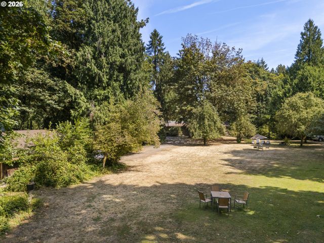 4600 MAPLETON Dr, West Linn, OR 97068