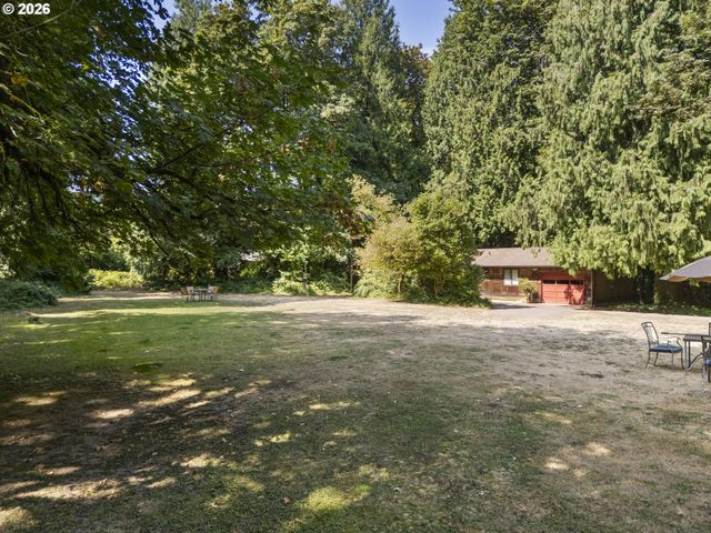4600 MAPLETON Dr, West Linn, OR 97068