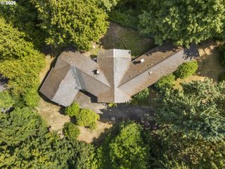 4600 MAPLETON Dr, West Linn, OR 97068